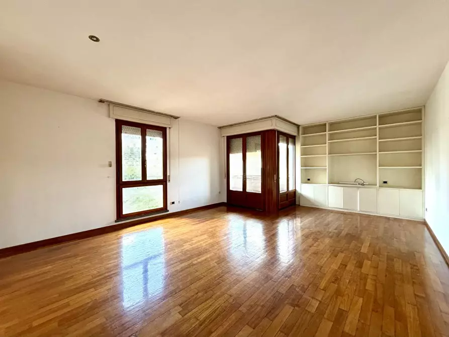 appartamento in vendita a Lucca in zona Centro Città