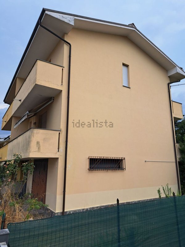 casa indipendente in vendita a Lucca in zona Sant'Angelo in Campo