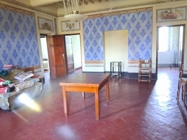 casa indipendente in vendita a Lucca in zona Arliano