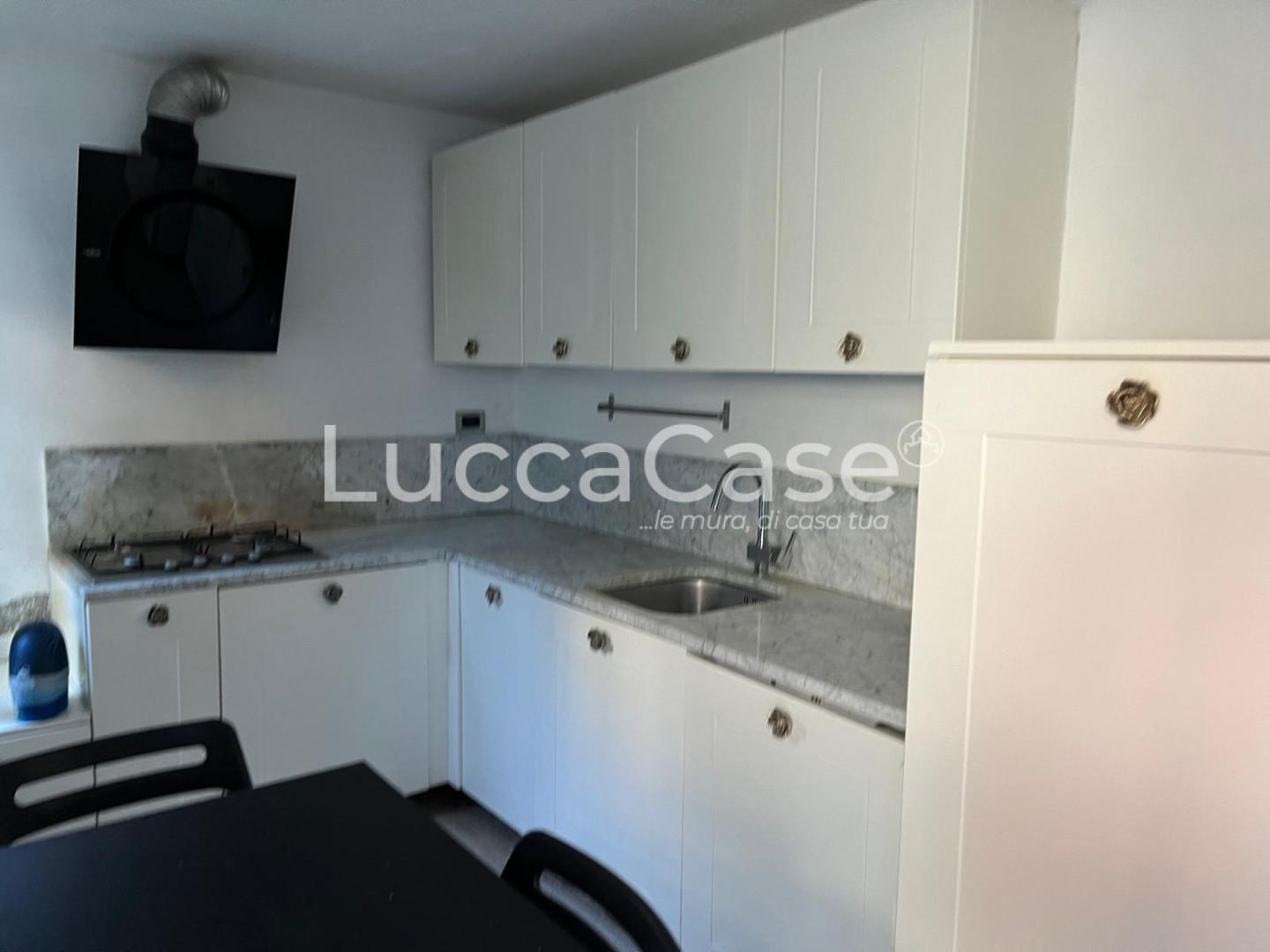 casa indipendente in vendita a Lucca in zona Sant'Anna