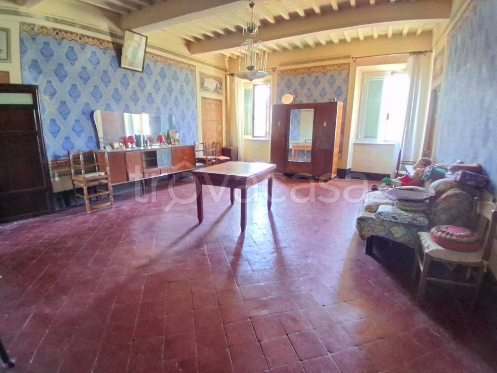 casa indipendente in vendita a Lucca in zona Ponte San Pietro