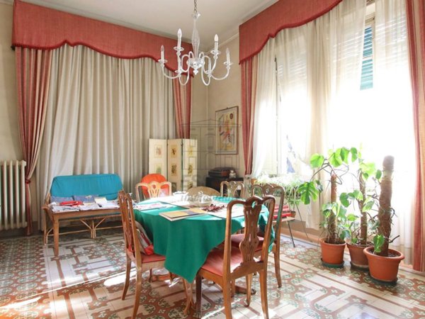 casa indipendente in vendita a Lucca in zona zona Arancio