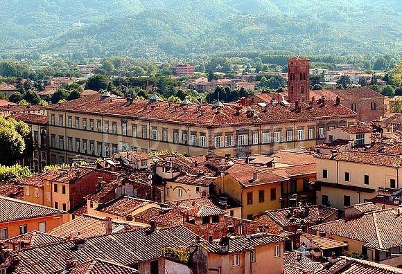appartamento in vendita a Lucca in zona San Pietro a Vico