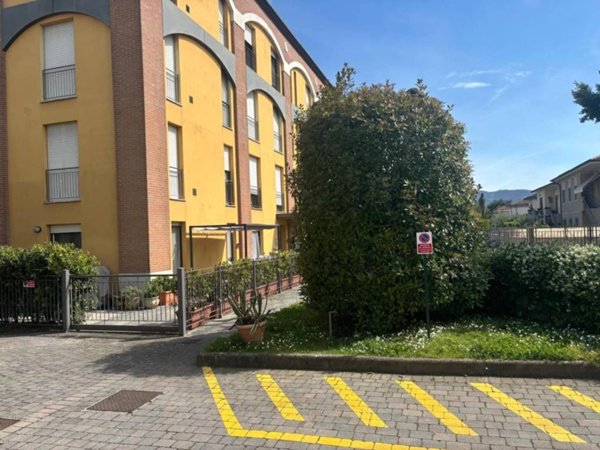appartamento in vendita a Lucca in zona Zona San Concordio