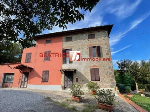 casa indipendente in vendita a Lucca in zona Mutigliano