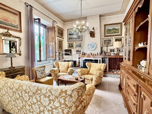 casa indipendente in vendita a Lucca in zona zona San Marco