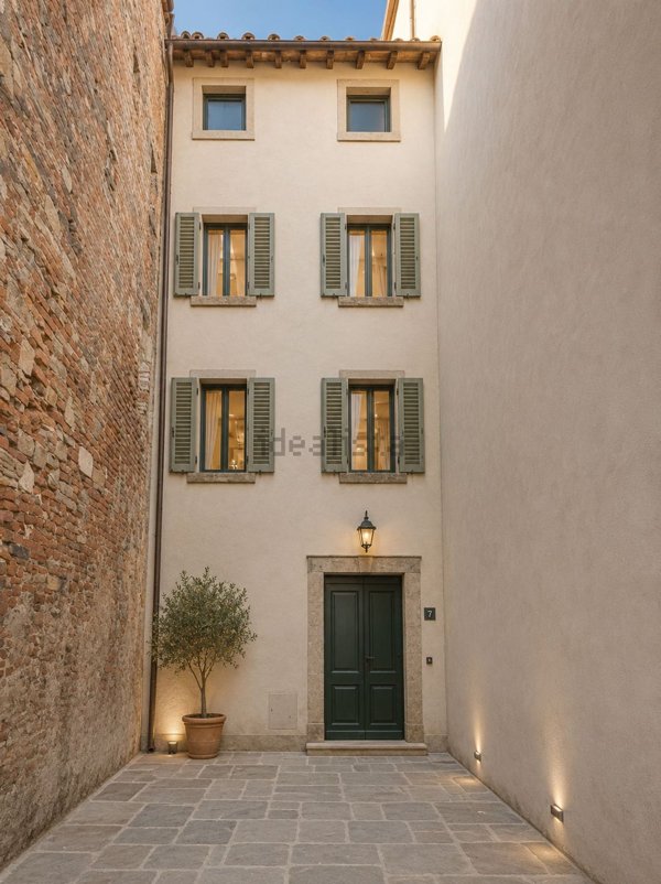 casale in vendita a Lucca in zona Sant'Anna