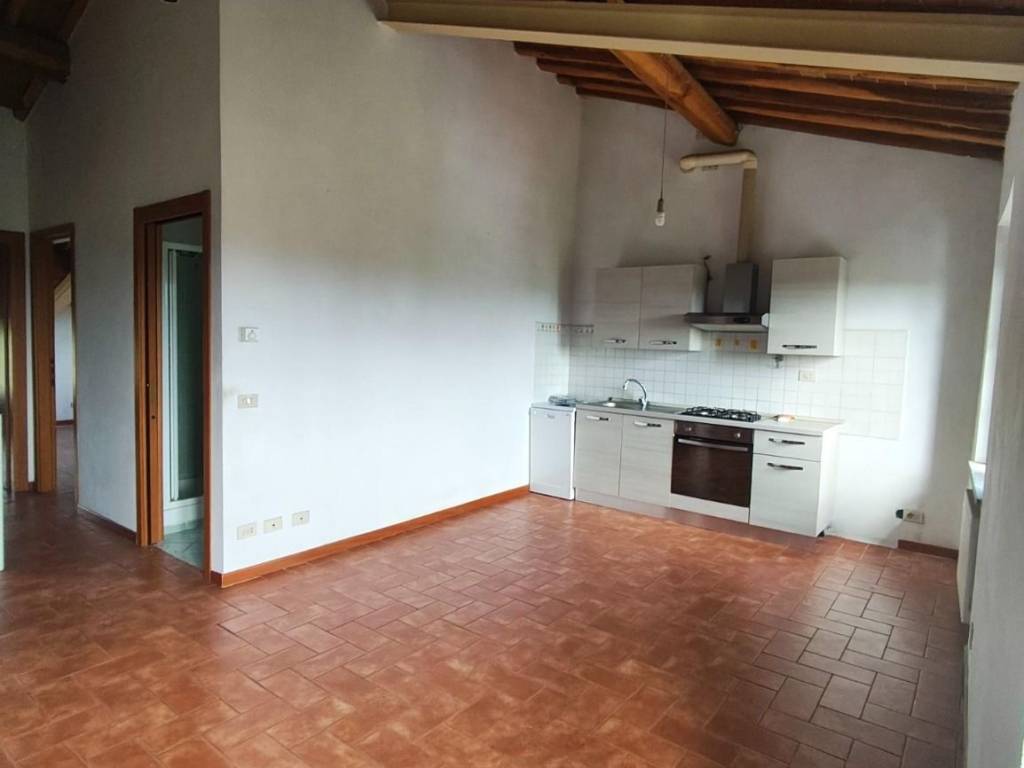 appartamento in vendita a Lucca in zona San Pietro a Vico