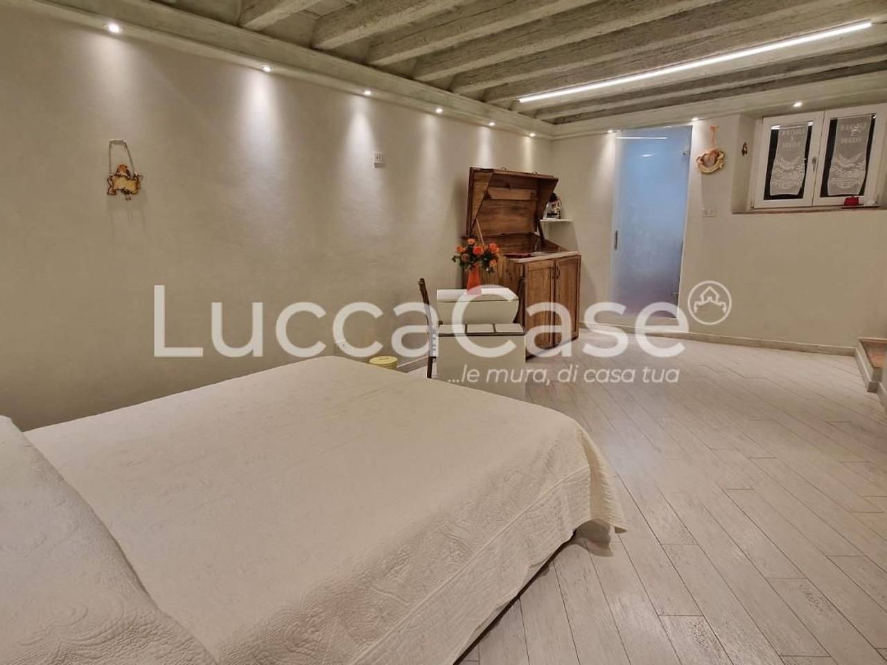 appartamento in vendita a Lucca in zona Centro Città