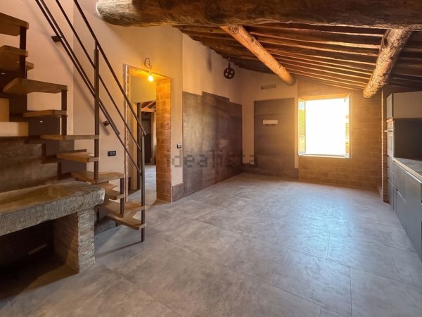 appartamento in vendita a Lucca in zona Centro Città