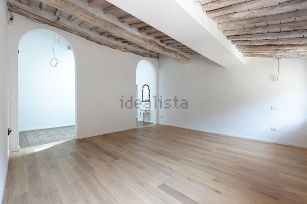 appartamento in vendita a Lucca in zona Centro Città
