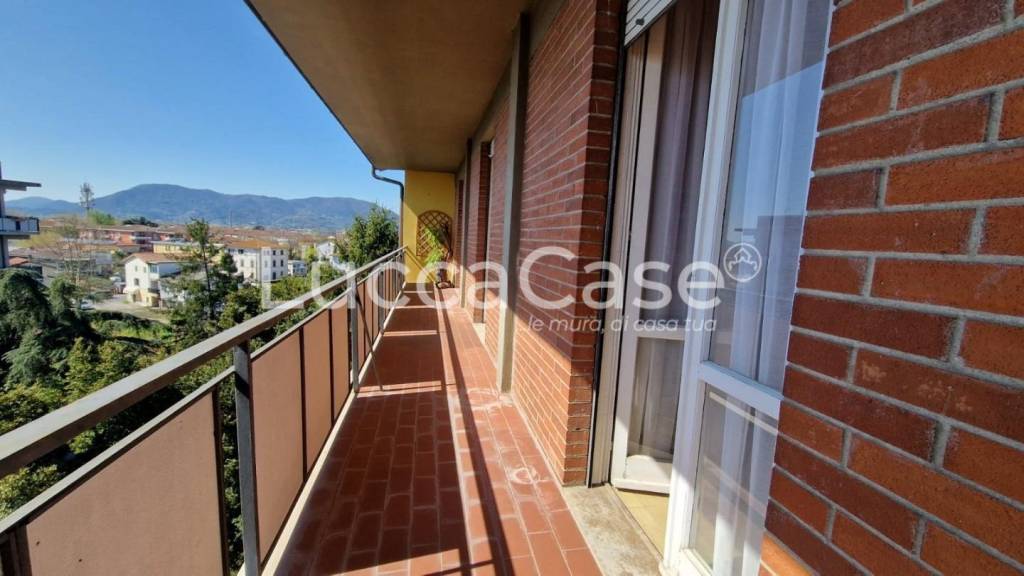 appartamento in vendita a Lucca in zona zona Arancio