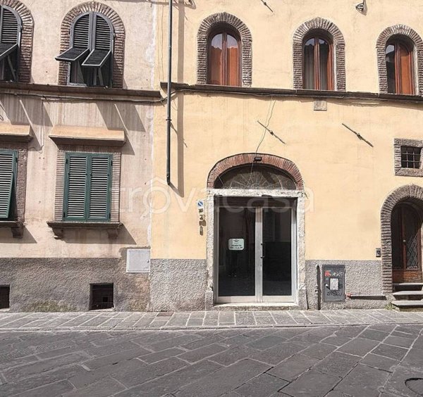 negozio in vendita a Lucca in zona Torre