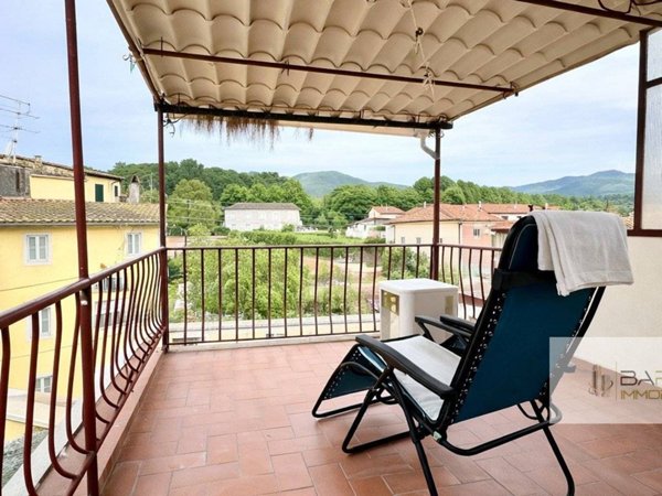 casa indipendente in vendita a Lucca in zona Ponte San Pietro