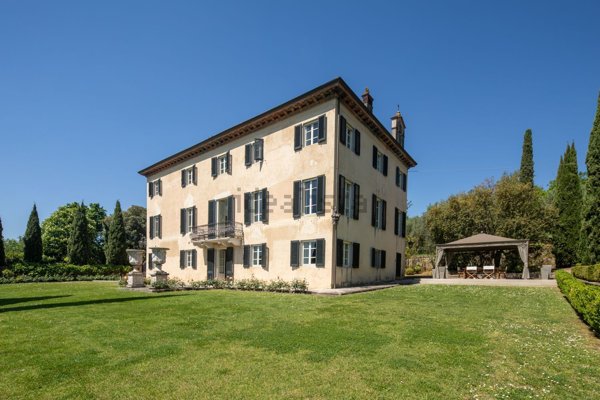 casa indipendente in vendita a Lucca in zona Pieve Santo Stefano