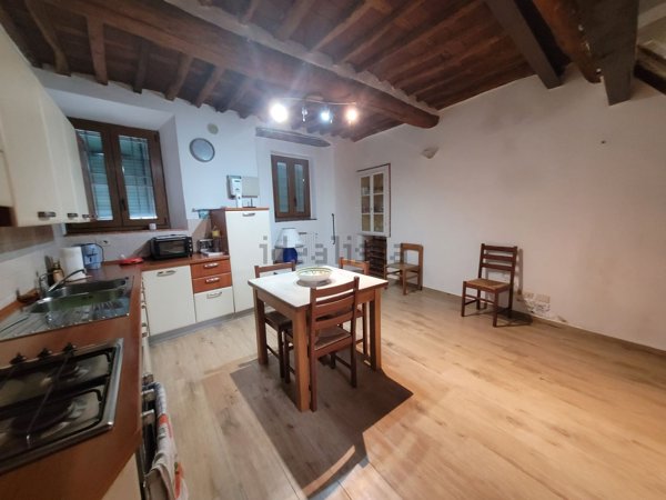 casa indipendente in vendita a Lucca in zona zona San Marco
