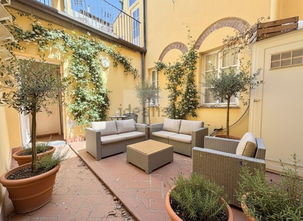 appartamento in vendita a Lucca in zona Centro Città
