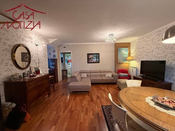 casa indipendente in vendita a Lucca in zona San Cassiano a Vico