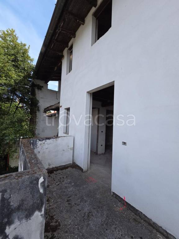 casa indipendente in vendita a Lucca in zona zona San Vito