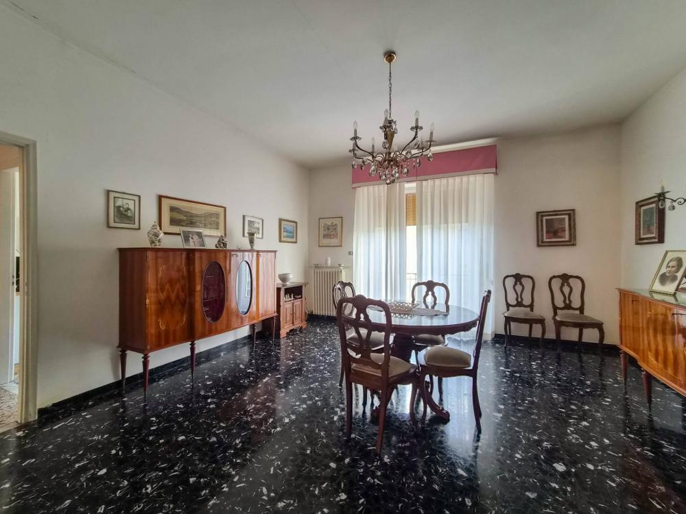 appartamento in vendita a Lucca in zona zona Arancio