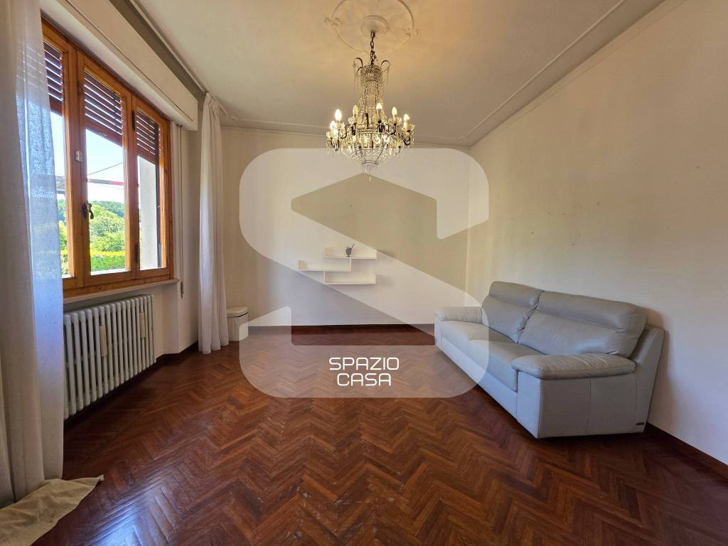 casa indipendente in vendita a Lucca in zona Ponte a Moriano