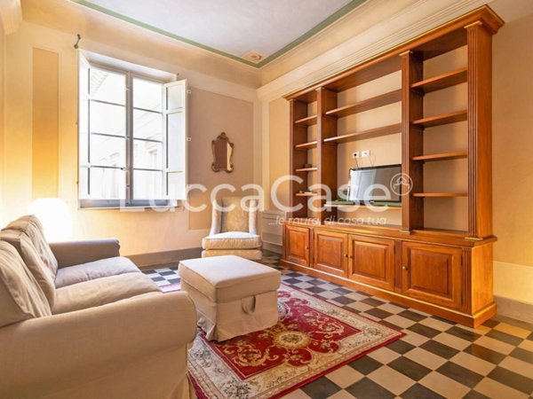 appartamento in vendita a Lucca in zona Centro Città