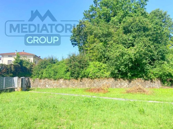 casa indipendente in vendita a Lucca in zona Ponte San Pietro