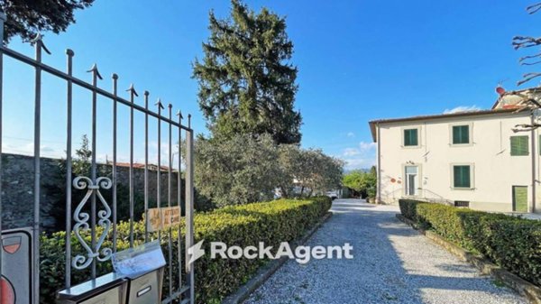 casa indipendente in vendita a Lucca in zona San Cassiano a Vico