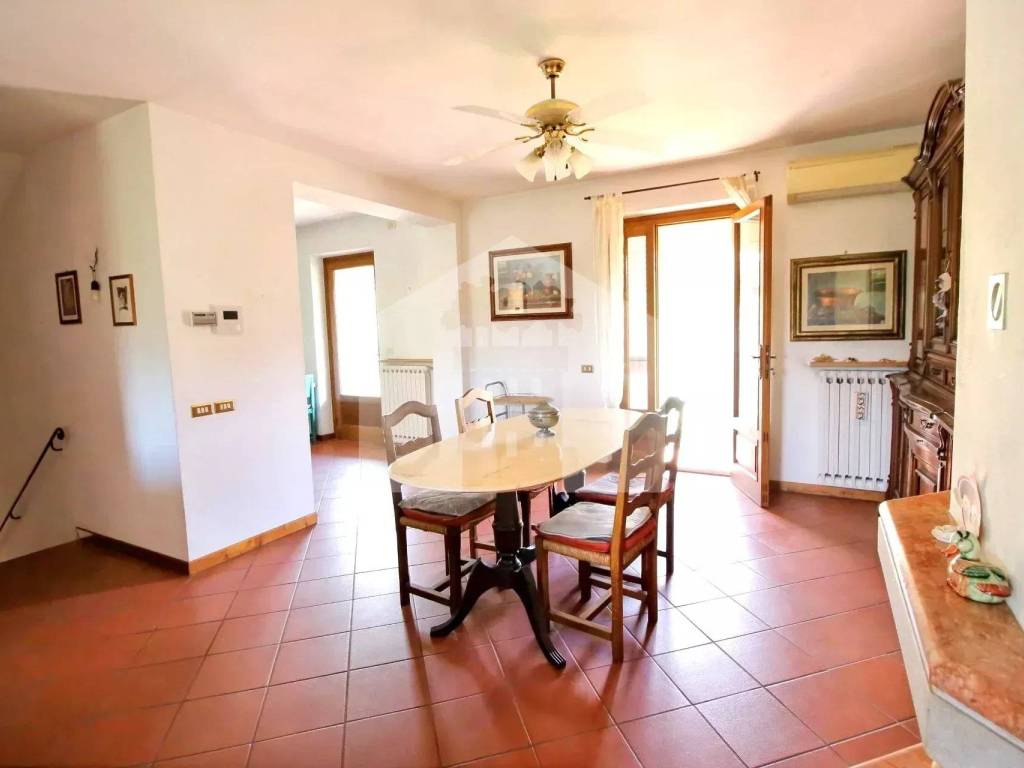 appartamento in vendita a Lucca in zona Ponte San Pietro