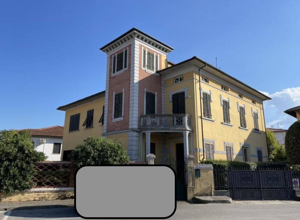 casa indipendente in vendita a Lucca in zona Sant'Anna