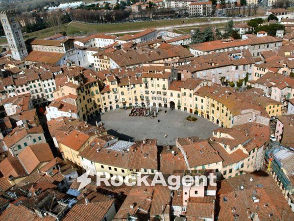 negozio in vendita a Lucca in zona Zona San Concordio