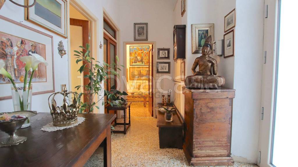 casa indipendente in vendita a Lucca in zona zona SS. Annunziata