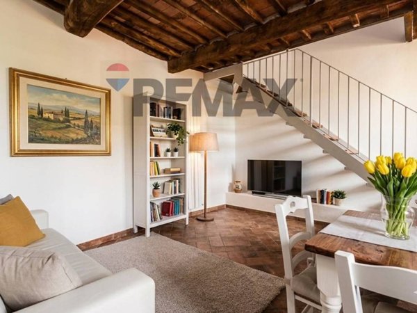 appartamento in vendita a Lucca in zona Centro Città