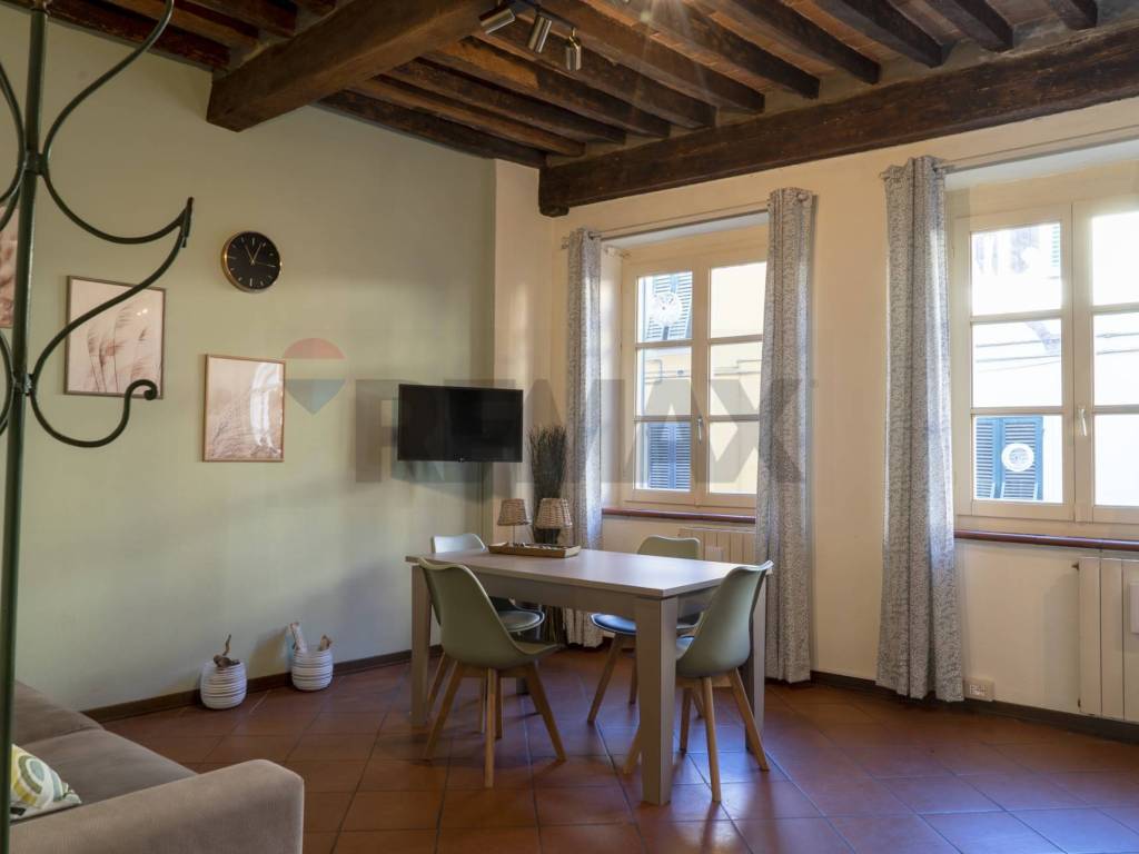 appartamento in vendita a Lucca in zona Centro Città