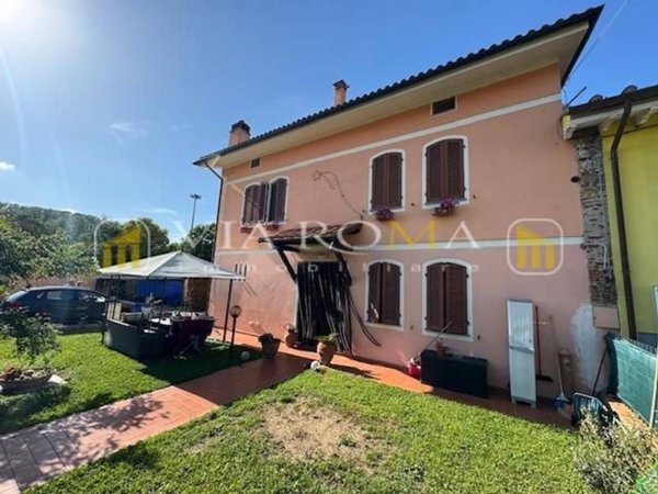 casa indipendente in vendita a Lucca in zona zona San Marco