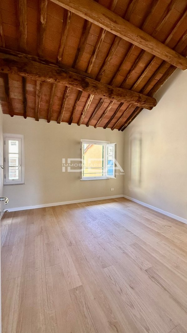 appartamento in vendita a Lucca in zona Centro Città
