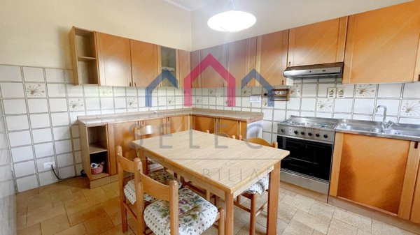 casa indipendente in vendita a Lucca in zona San Pietro a Vico