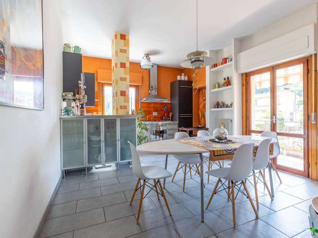 appartamento in vendita a Lucca in zona San Lorenzo a Vaccoli
