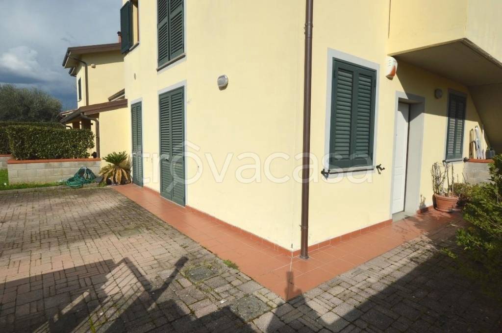 appartamento in vendita a Lucca in zona zona San Vito