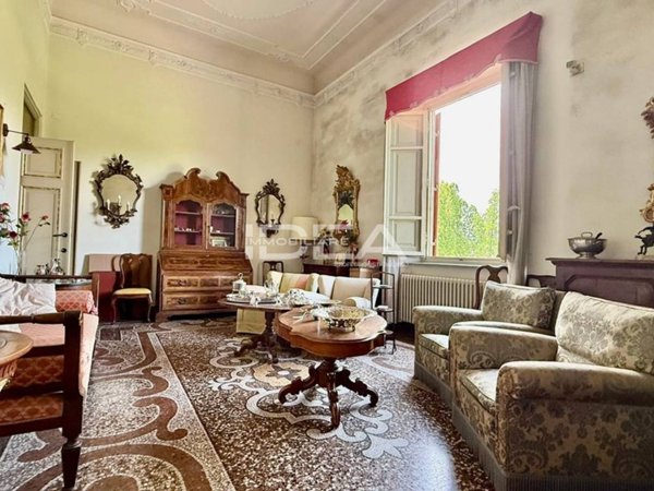 appartamento in vendita a Lucca in zona Pontetetto