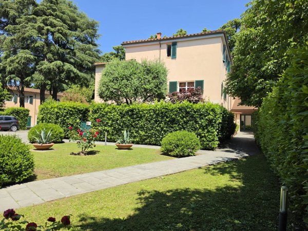 appartamento in vendita a Lucca in zona Centro Città