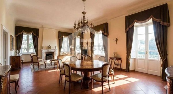 casa indipendente in vendita a Lucca in zona zona Arancio
