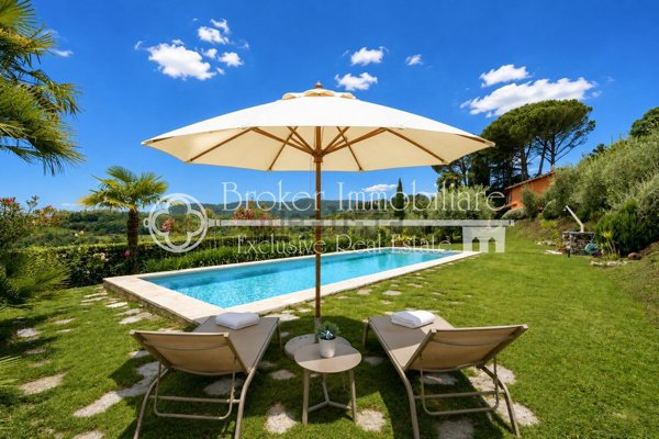 casa indipendente in vendita a Lucca in zona Ponte a Moriano