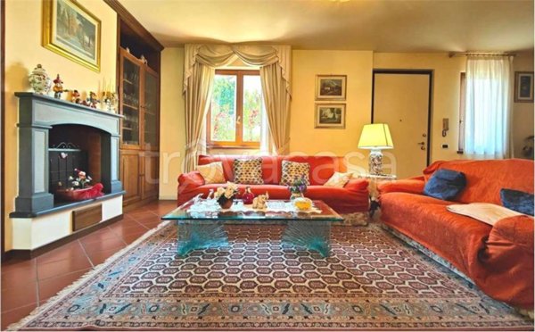 casa indipendente in vendita a Lucca in zona Ponte a Moriano