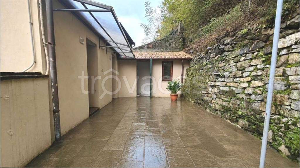 appartamento in vendita a Lucca in zona Ponte a Moriano