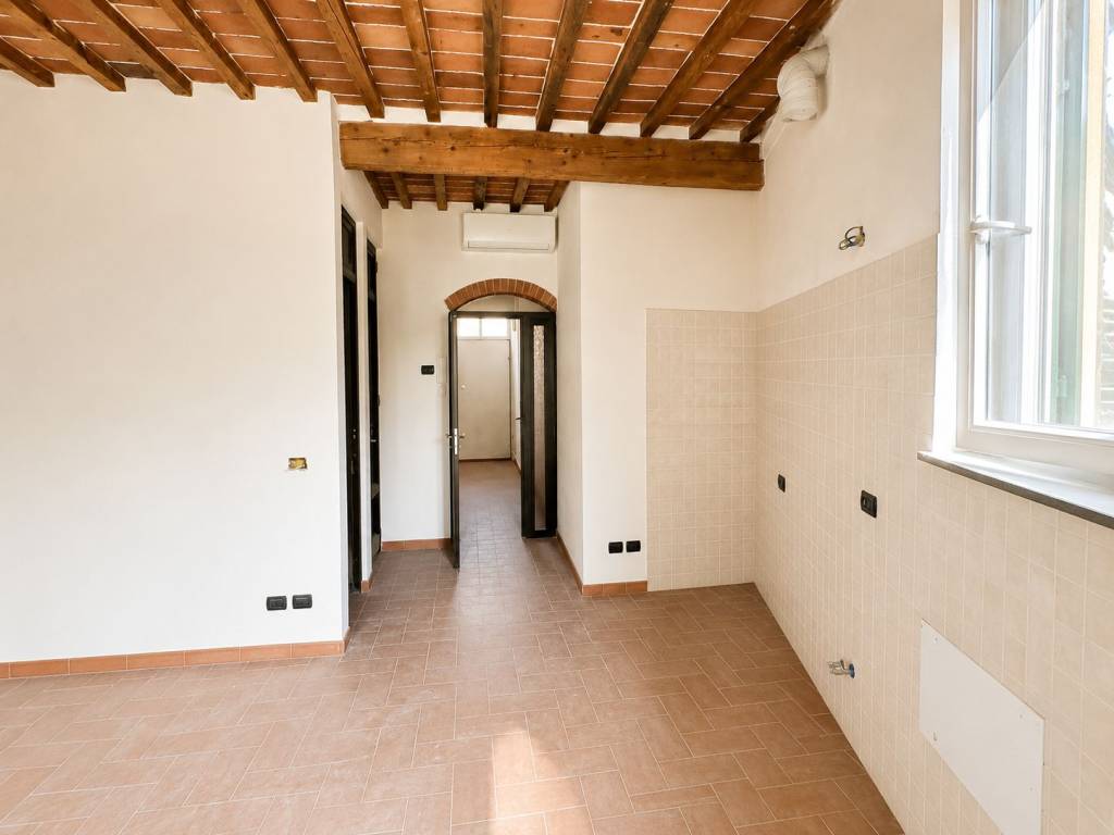 casa indipendente in vendita a Lucca in zona zona San Marco