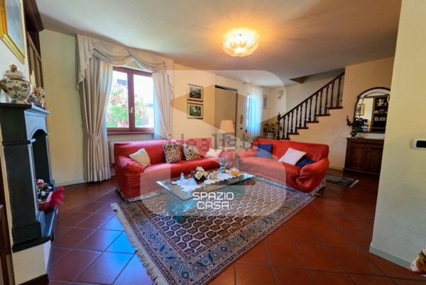 casa indipendente in vendita a Lucca in zona Ponte a Moriano