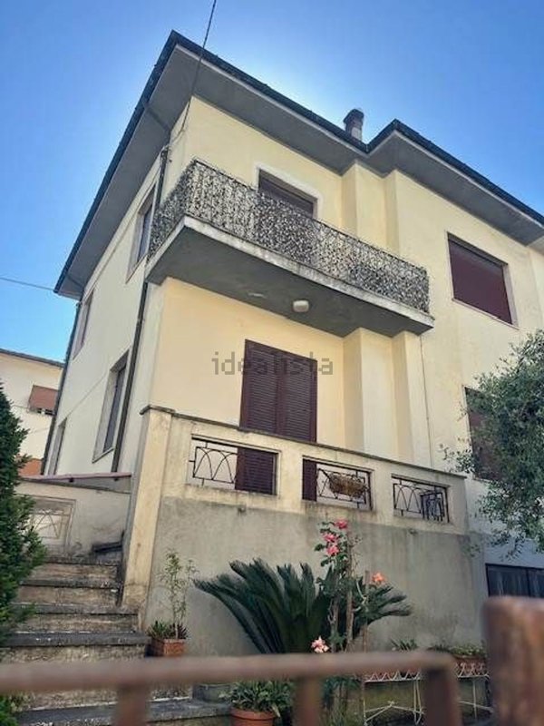 casa indipendente in vendita a Lucca in zona Sant'Anna
