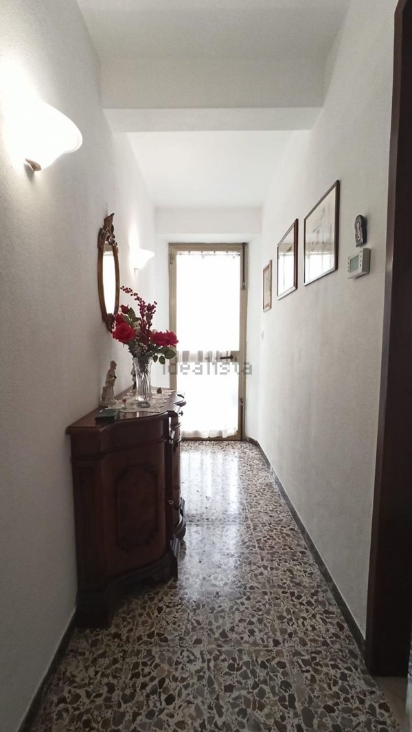 casa indipendente in vendita a Lucca in zona zona Arancio