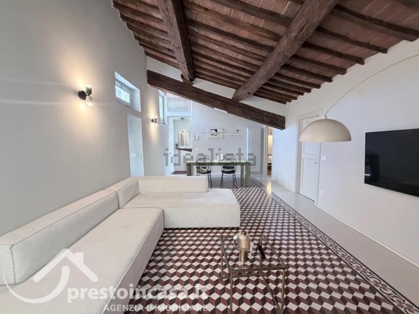 appartamento in vendita a Lucca in zona Centro Città
